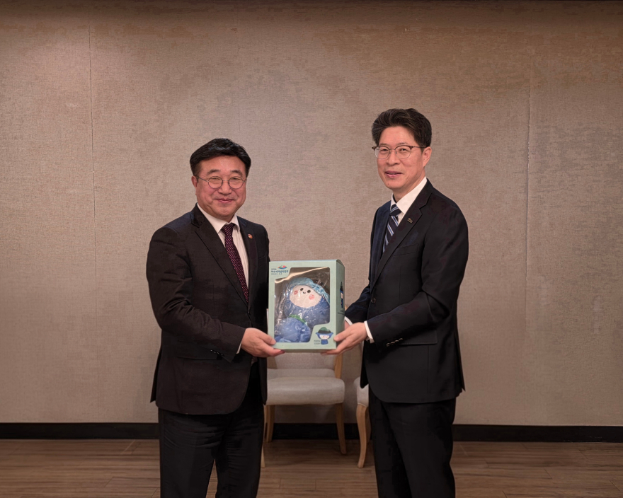 260323 (좌)윤호중 행정안전부 장관 (우)황기연 전남도지사 권한대행.jpg