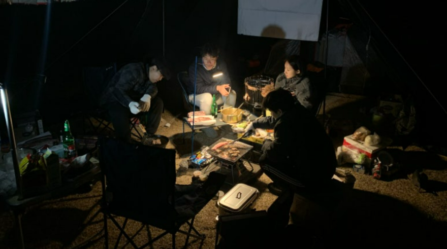 캠핑장 저녁1.png