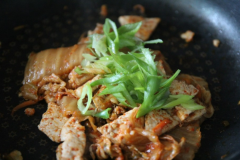 돼지고기김치비빔빕2.png