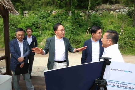 [2026여수세계섬박람회] 박수관 조직위원장, 주행사장 현장점검…"관람객 안전·편의 최우선"